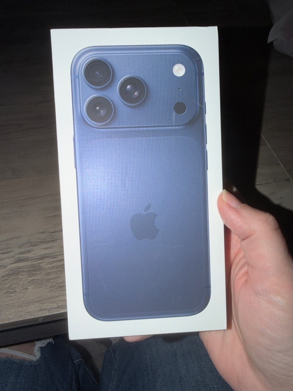 Apple 17 Pro iPhone Box - Deep Blue